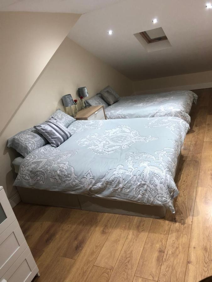 Big Room Rusholme With Tv And Private Bathroom-Parking&Wifi 맨체스터 외부 사진